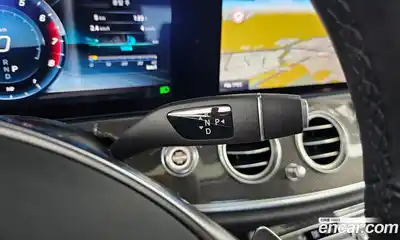 Mercedes-Benz E-Class 2018 2.0 автомат (гидро), миниатюра 12