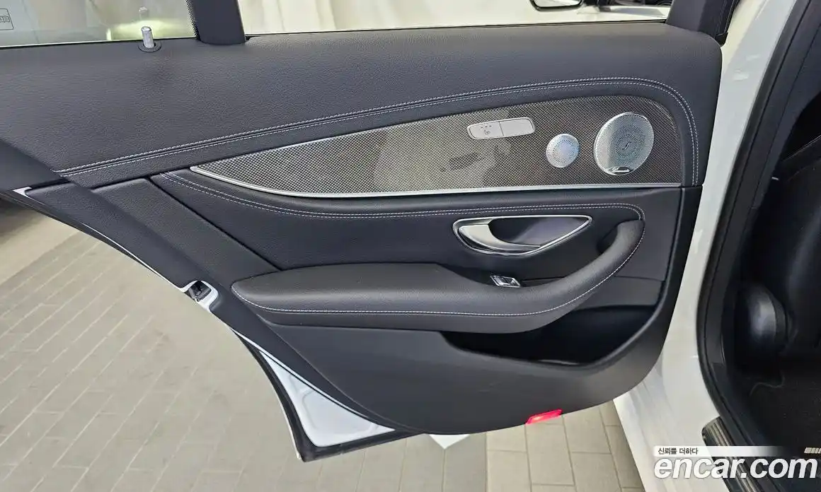 Mercedes-Benz E-Class 2018 2.0 автомат (гидро), фото 15