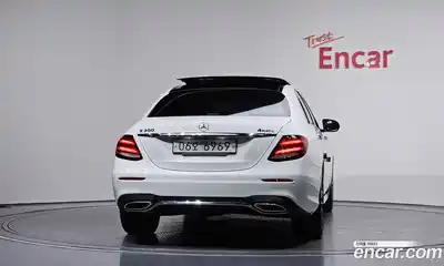 Mercedes-Benz E-Class 2018 2.0 автомат (гидро), миниатюра 4