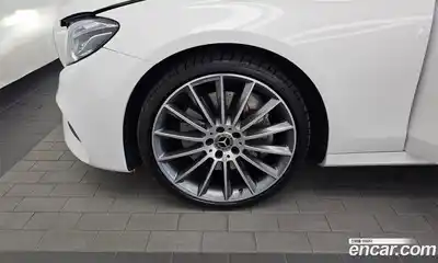 Mercedes-Benz E-Class 2018 2.0 автомат (гидро), миниатюра 5