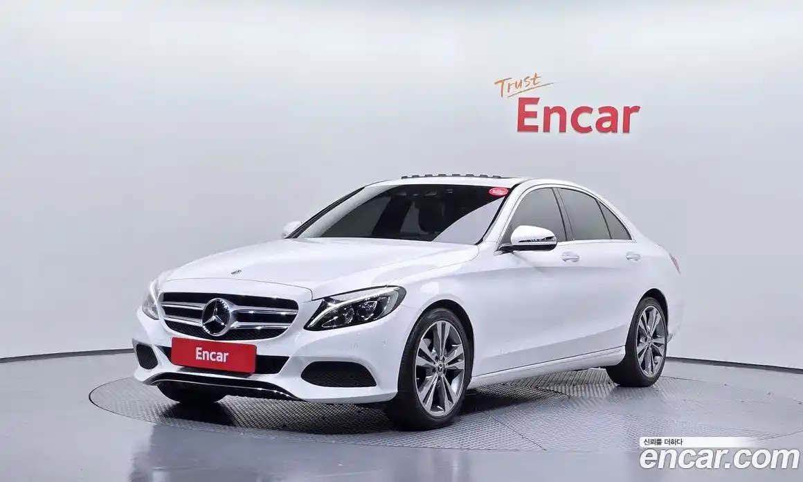 Mercedes-Benz C-Class 2018 2.0 гидро, фото 1 Mercedes-Benz C-Class 2018 2.0 гидро, фото 1