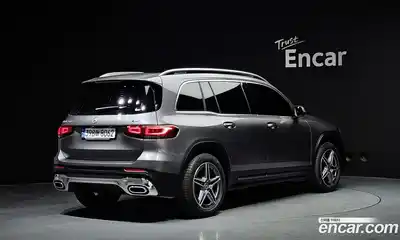 Mercedes-Benz GLB-Class 2022 2.0 гидро, миниатюра 2