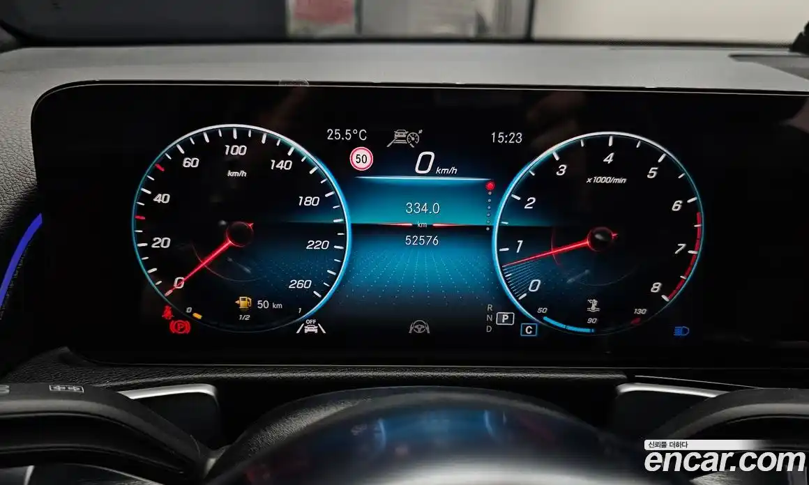 Mercedes-Benz GLB-Class 2022 2.0 гидро, фото 8