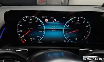 Mercedes-Benz GLB-Class 2022 2.0 гидро, миниатюра 8