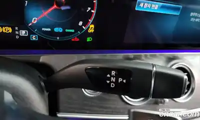 Mercedes-Benz E-Class 2022 2.0 автомат (гидро), миниатюра 12