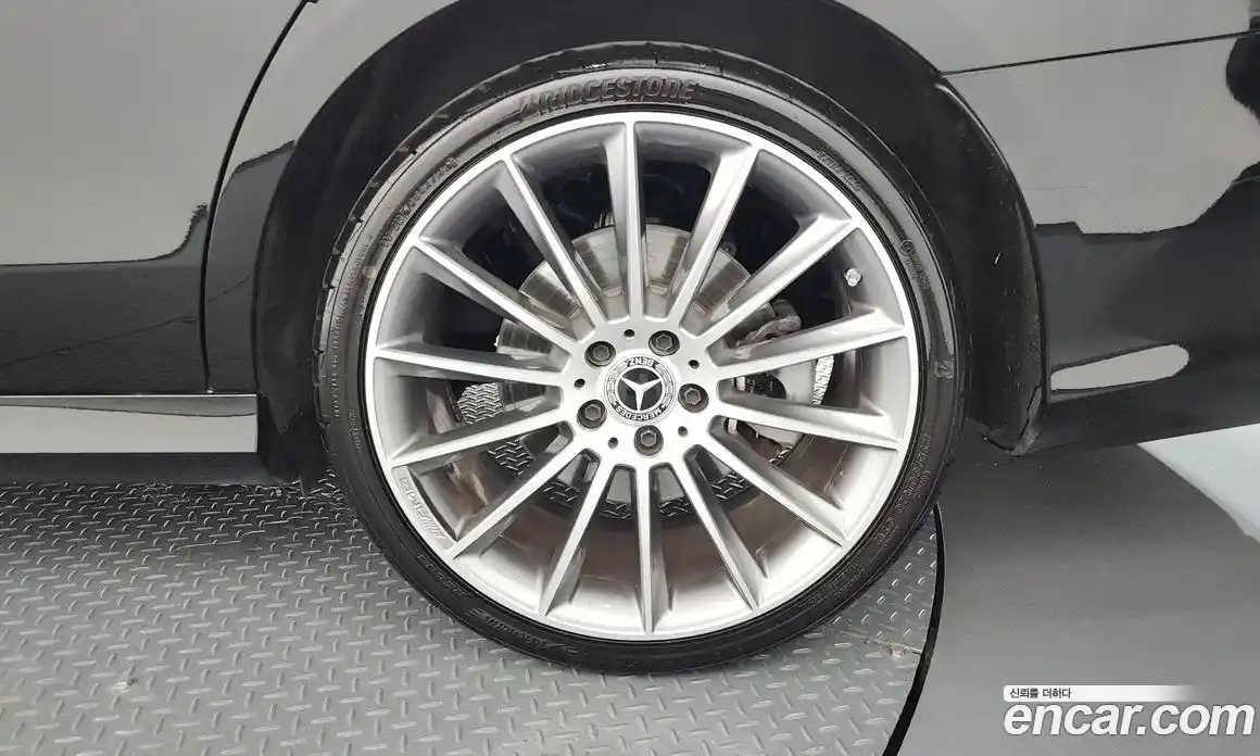 Mercedes-Benz E-Class 2022 2.0 автомат (гидро), фото 7