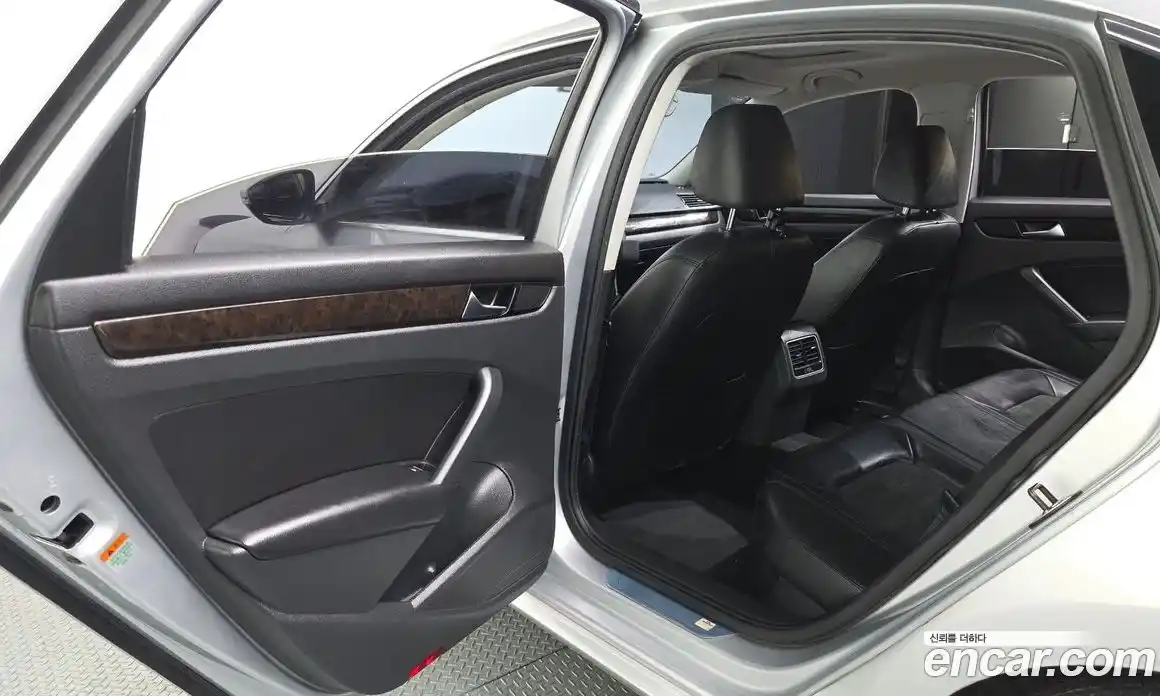 Volkswagen Passat 2014 2.0 автомат (гидро), фото 16
