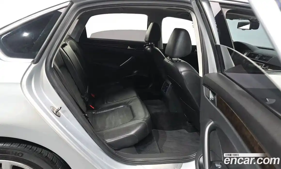 Volkswagen Passat 2014 2.0 автомат (гидро), фото 18