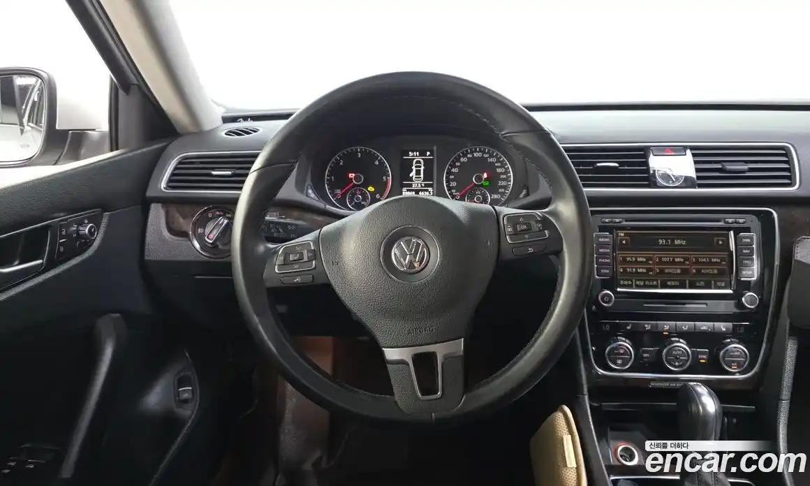 Volkswagen Passat 2014 2.0 автомат (гидро), фото 19