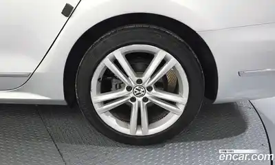 Volkswagen Passat 2014 2.0 автомат (гидро), миниатюра 7