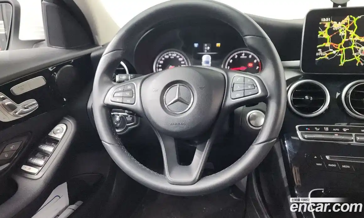Mercedes-Benz C-Class 2017 2.0 гидро, фото 19 Mercedes-Benz C-Class 2017 2.0 гидро, фото 19