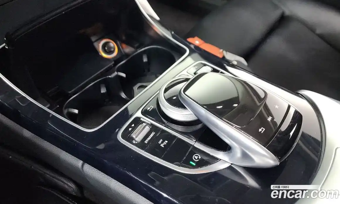 Mercedes-Benz C-Class 2017 2.0 гидро, фото 25 Mercedes-Benz C-Class 2017 2.0 гидро, фото 25