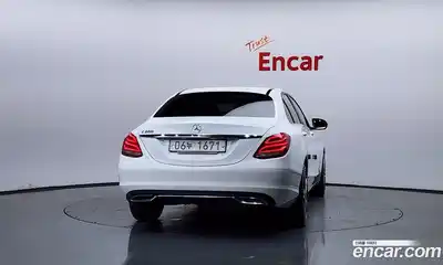 Mercedes-Benz C-Class 2017 2.0 гидро, миниатюра 4 Mercedes-Benz C-Class 2017 2.0 гидро, миниатюра 4