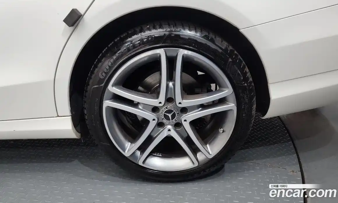 Mercedes-Benz C-Class 2017 2.0 гидро, фото 7 Mercedes-Benz C-Class 2017 2.0 гидро, фото 7