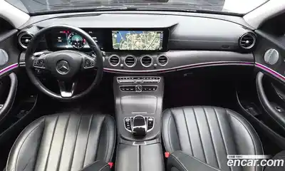 Mercedes-Benz E-Class 2018 2.0 автомат (гидро), миниатюра 7