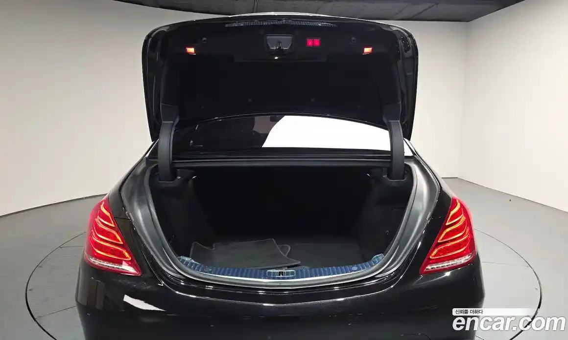 Mercedes-Benz S-Class 2014 4.7 гидро, фото 20 Mercedes-Benz S-Class 2014 4.7 гидро, фото 20