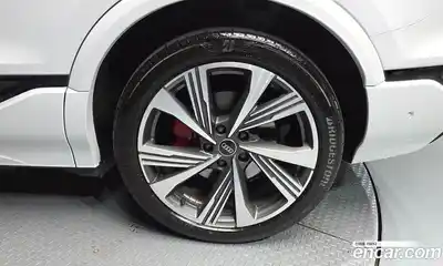 Audi SQ6 e-tron 2025 0.2 автомат (гидро), миниатюра 7