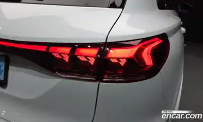 Audi SQ6 e-tron 2025 0.2 автомат (гидро), миниатюра 9
