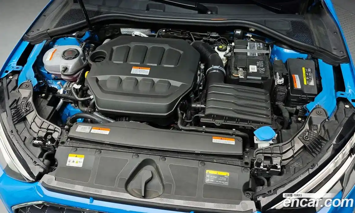 Audi A3 2023 2.0 автомат (гидро), фото 6