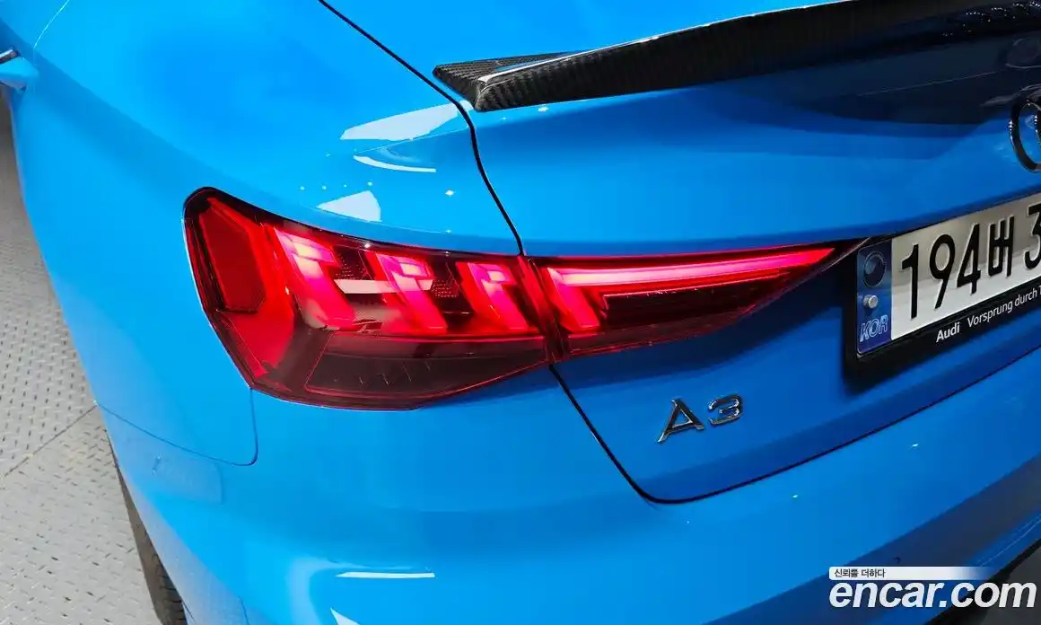 Audi A3 2023 2.0 автомат (гидро), фото 9