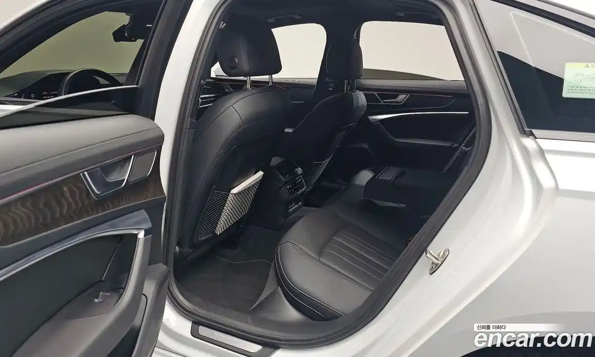 Audi A6 2022 2.0 автомат (гидро), фото 16