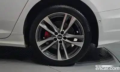 Audi A6 2022 2.0 автомат (гидро), миниатюра 6