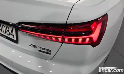 Audi A6 2022 2.0 автомат (гидро), миниатюра 8