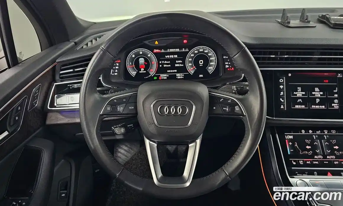 Audi Q7 2020 3.0 автомат (гидро), фото 20