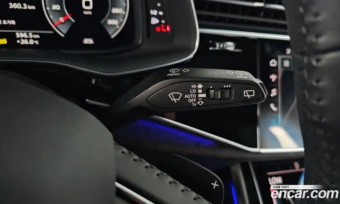 Audi Q7 2020 3.0 автомат (гидро), фото 27