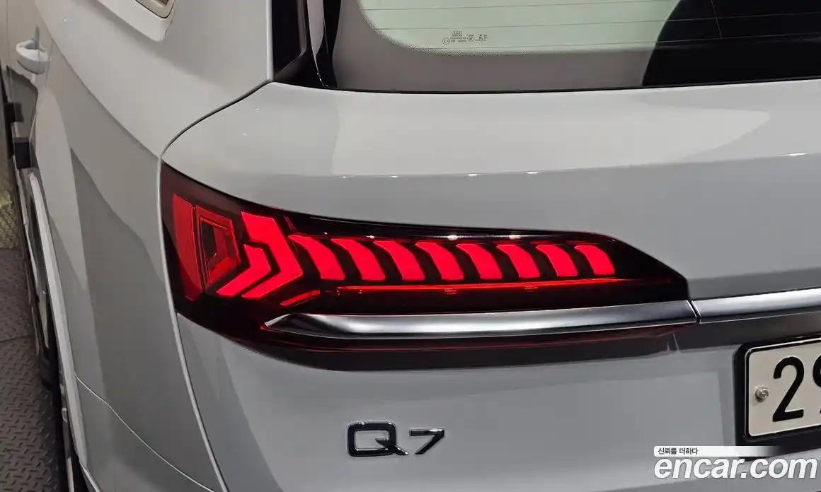 Audi Q7 2020 3.0 автомат (гидро), фото 9