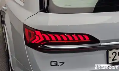Audi Q7 2020 3.0 автомат (гидро), миниатюра 9