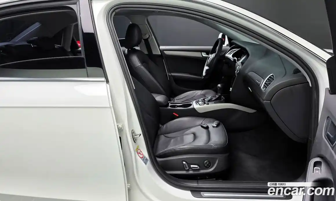 Audi A4 2013 2.0 автомат (гидро), фото 11