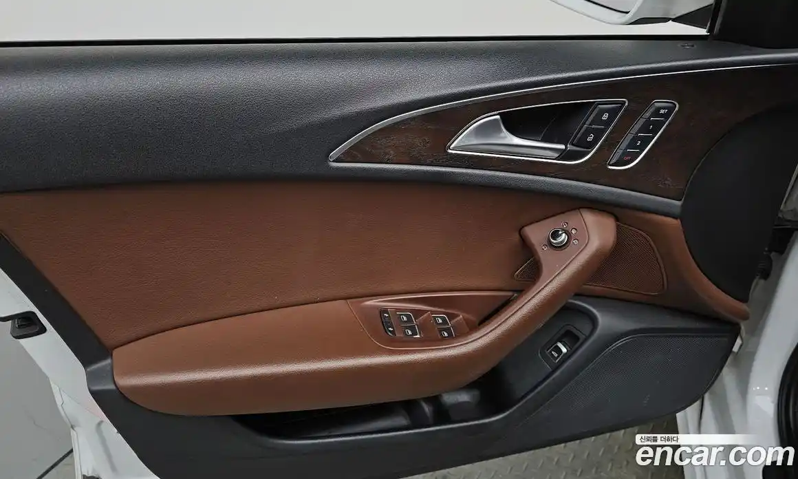 Audi A6 2015 2.0 автомат (гидро), фото 13