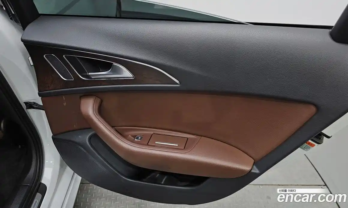 Audi A6 2015 2.0 автомат (гидро), фото 14