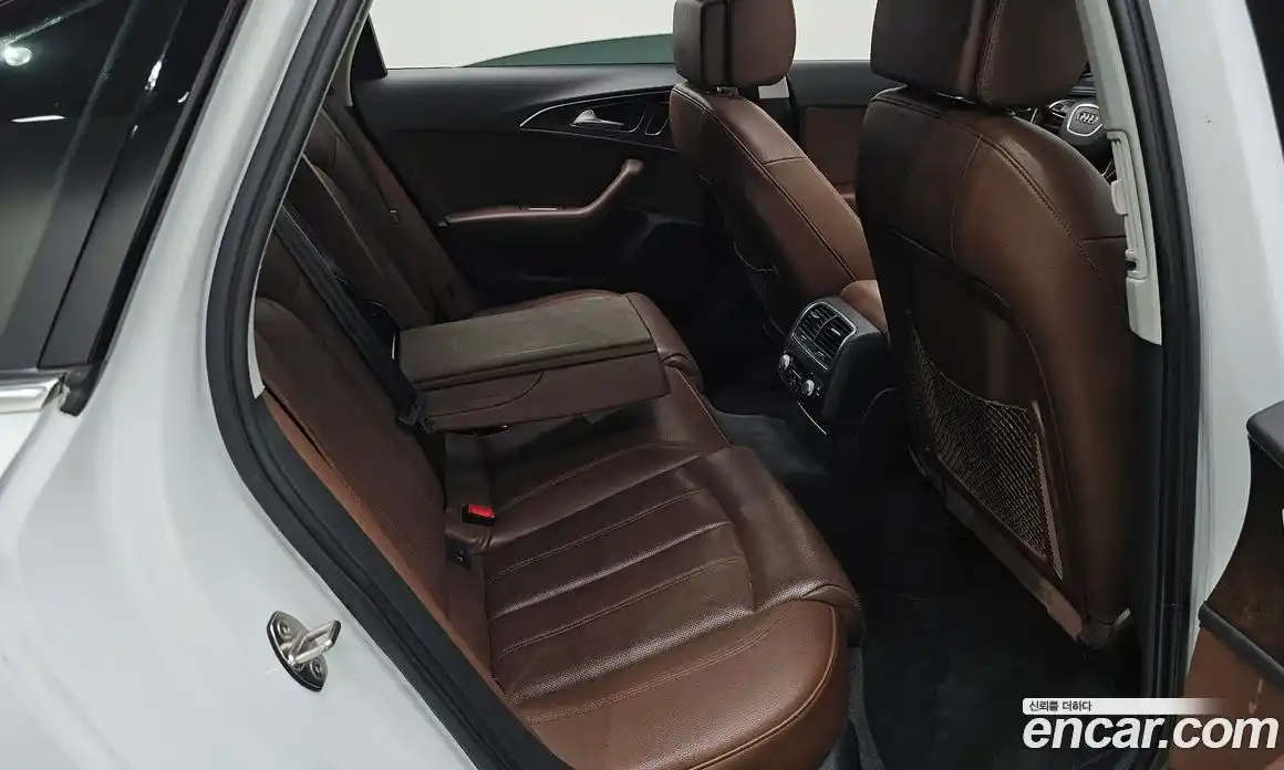Audi A6 2015 2.0 автомат (гидро), фото 17