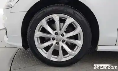 Audi A6 2015 2.0 автомат (гидро), миниатюра 4