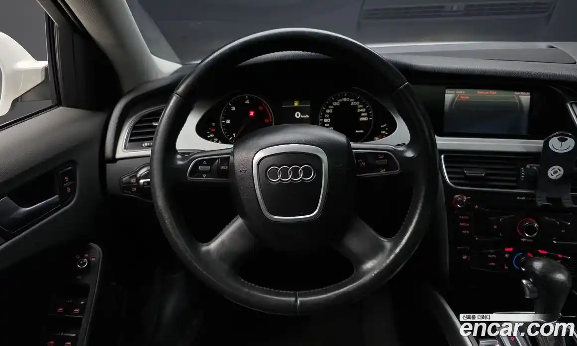 Audi A4 2011 2.0 автомат (гидро), фото 13