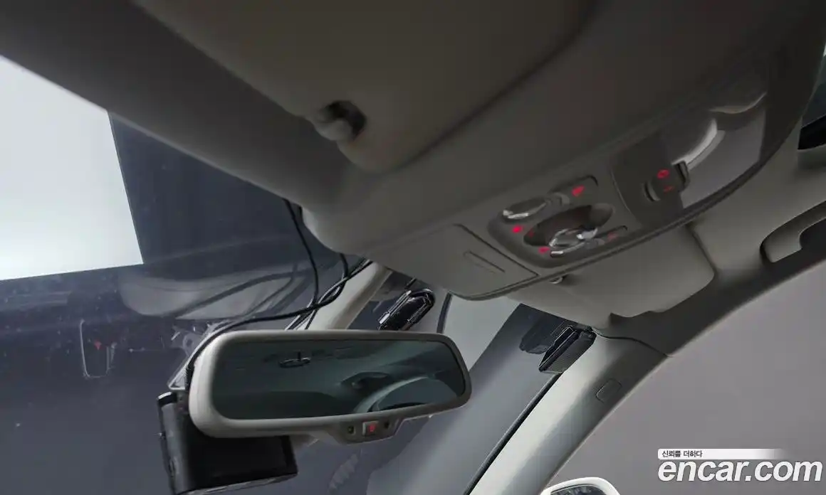 Audi A4 2011 2.0 автомат (гидро), фото 19