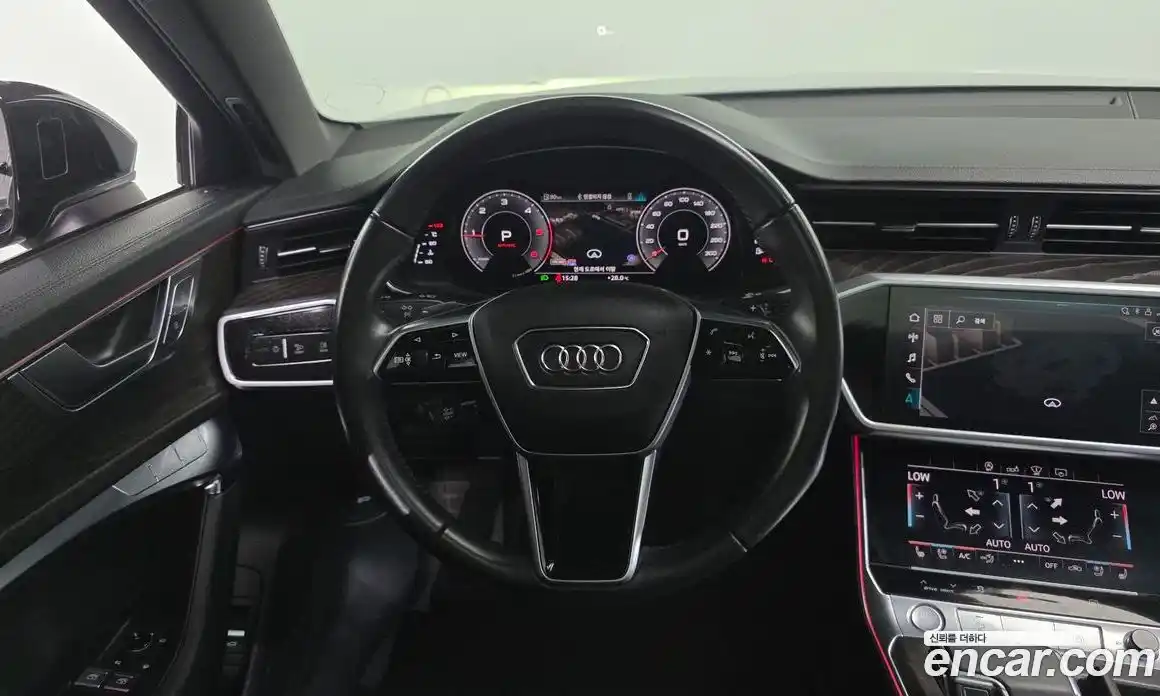 Audi A6 2020 2.0 автомат (гидро), фото 13