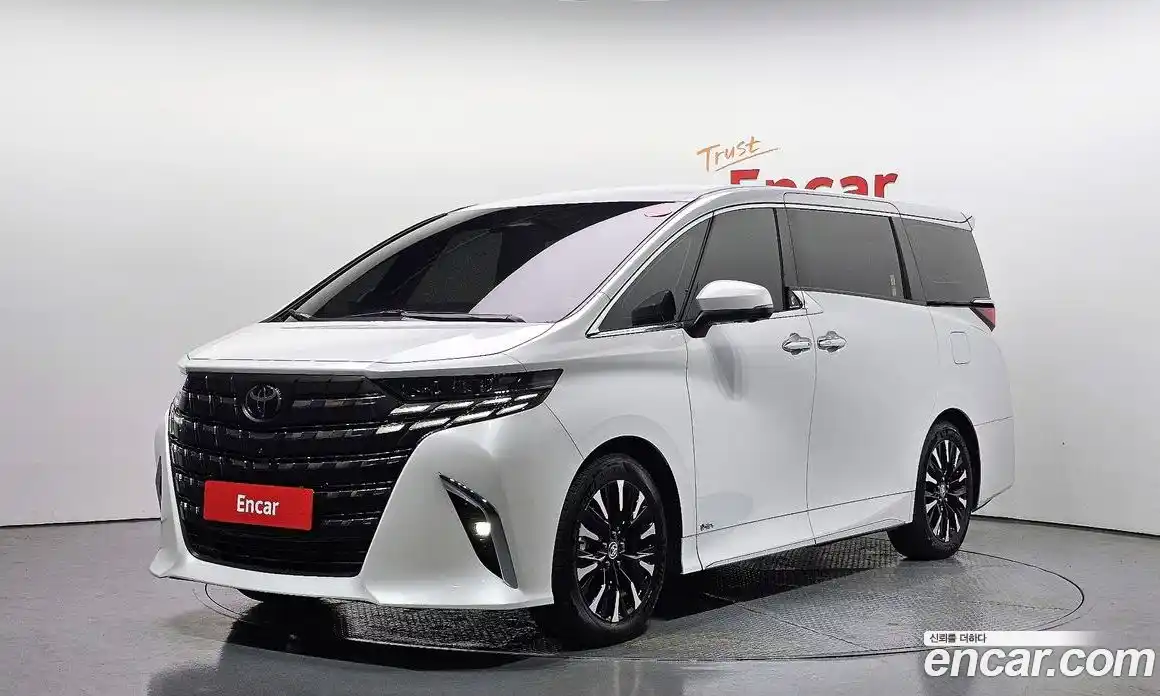 Toyota Alphard 2025 2.5 автомат (гидро), фото 1 Toyota Alphard 2025 2.5 автомат (гидро), фото 1