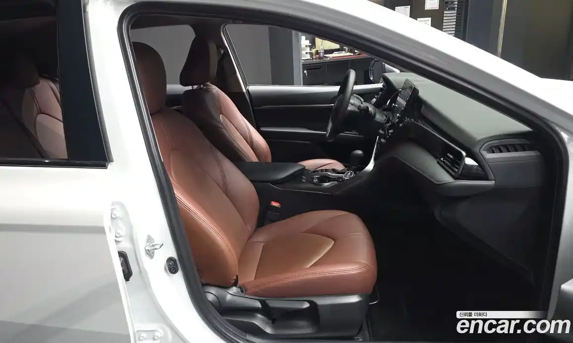 Toyota Camry 2024 2.5 автомат (гидро), фото 17 Toyota Camry 2024 2.5 автомат (гидро), фото 17