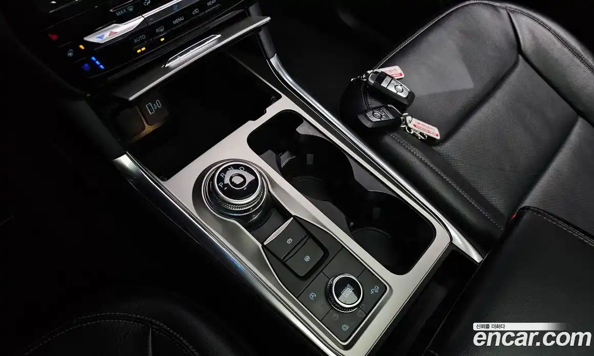 Ford Explorer 2022 2.3 автомат (гидро), фото 12
