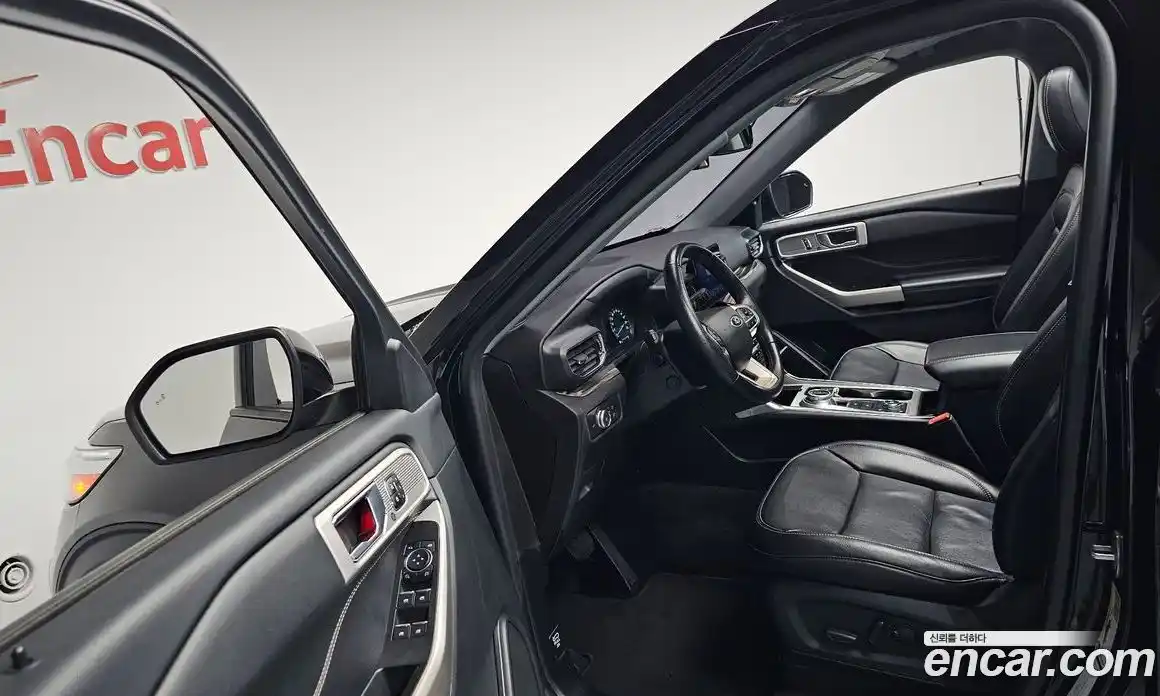 Ford Explorer 2022 2.3 автомат (гидро), фото 13