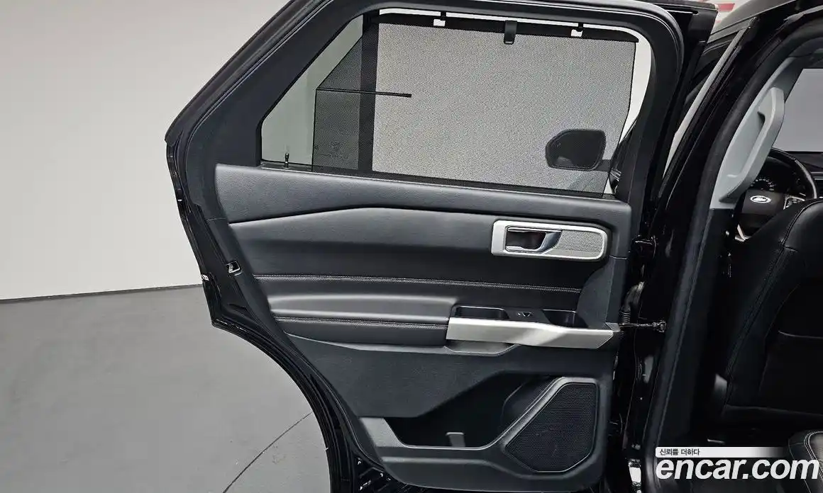 Ford Explorer 2022 2.3 автомат (гидро), фото 15