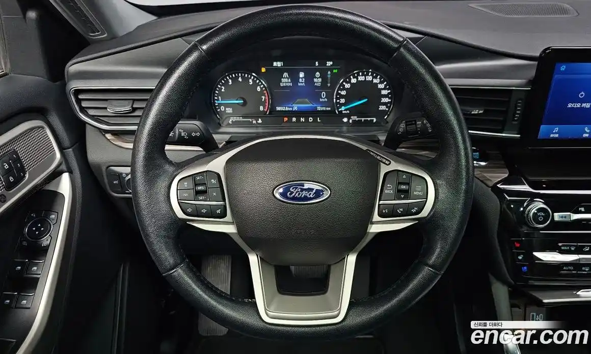 Ford Explorer 2022 2.3 автомат (гидро), фото 19