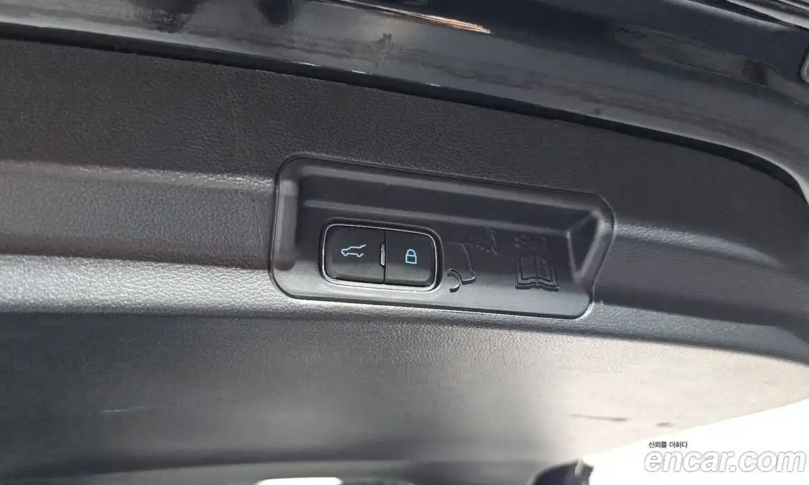 Ford Explorer 2022 2.3 автомат (гидро), фото 27