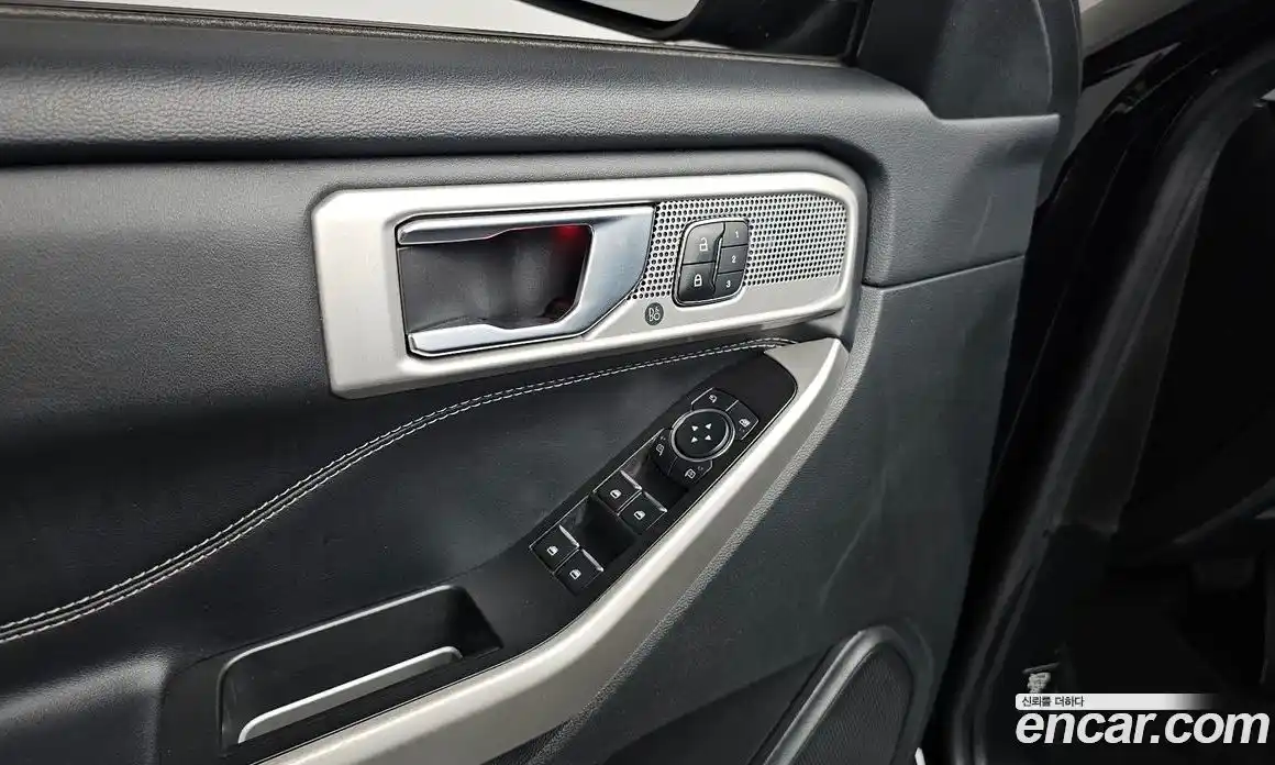 Ford Explorer 2022 2.3 автомат (гидро), фото 34