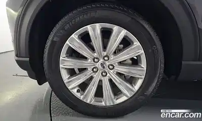 Ford Explorer 2022 2.3 автомат (гидро), миниатюра 5