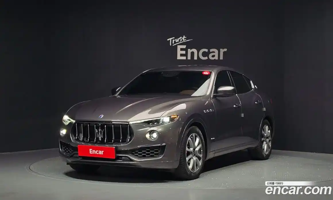 Maserati Levante 2020 3.0 автомат (гидро), фото 1 Maserati Levante 2020 3.0 автомат (гидро), фото 1