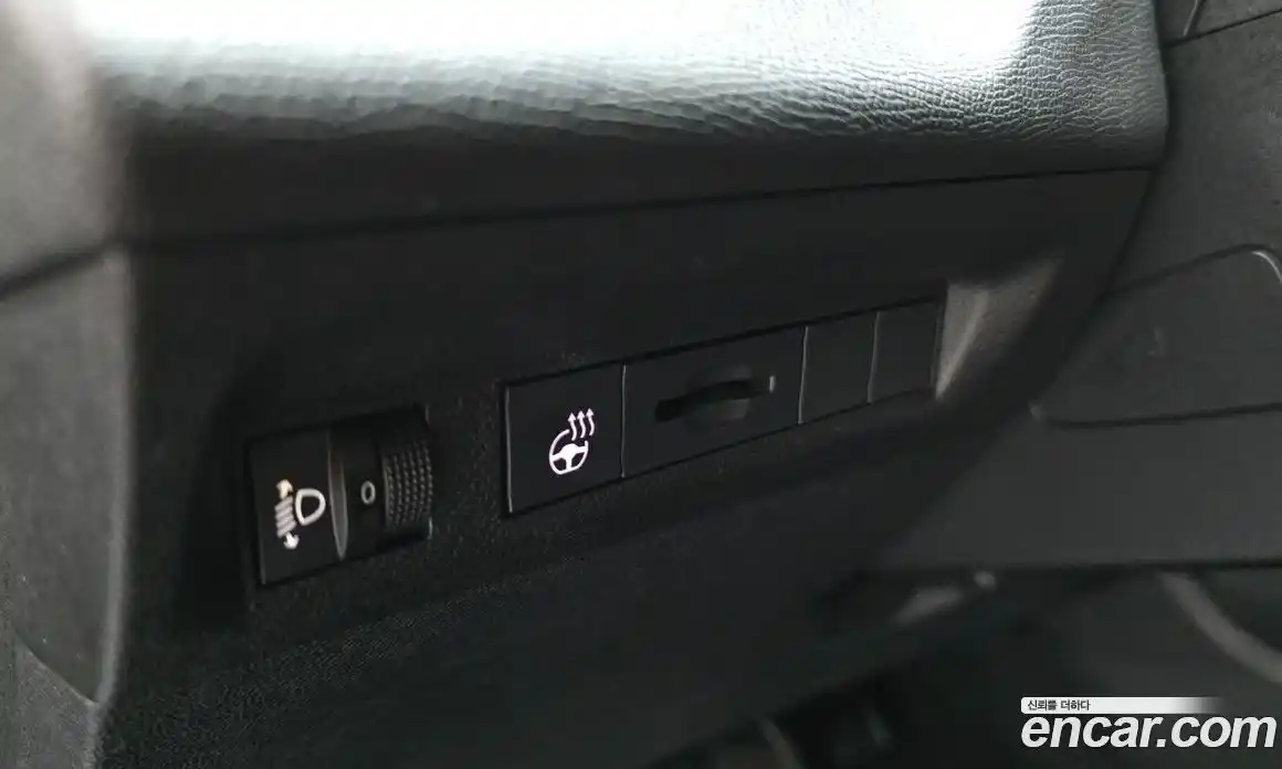 Peugeot 308 2023 1.5 автомат (гидро), фото 16